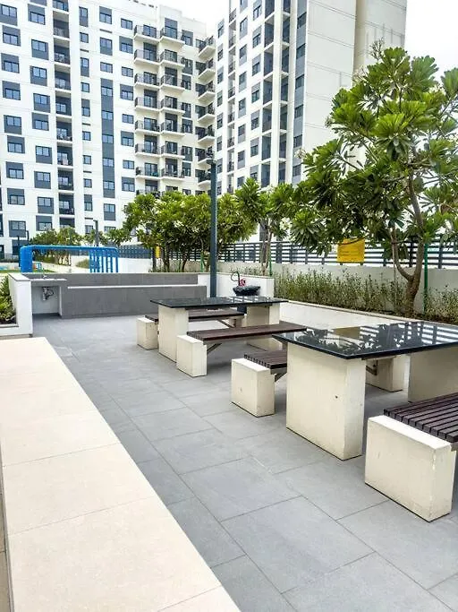 두바이 Sleek 2Br With Cycling Paths 아파트 아랍에미리트