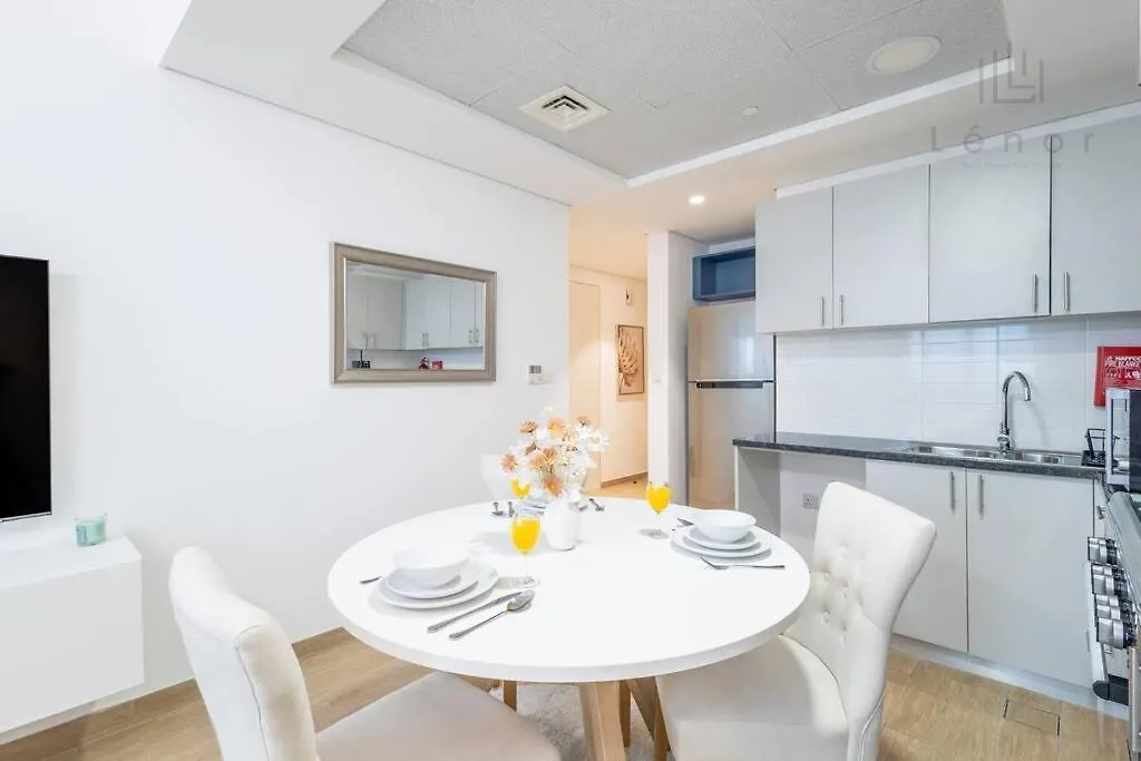 두바이 Sleek 2Br With Cycling Paths 아파트