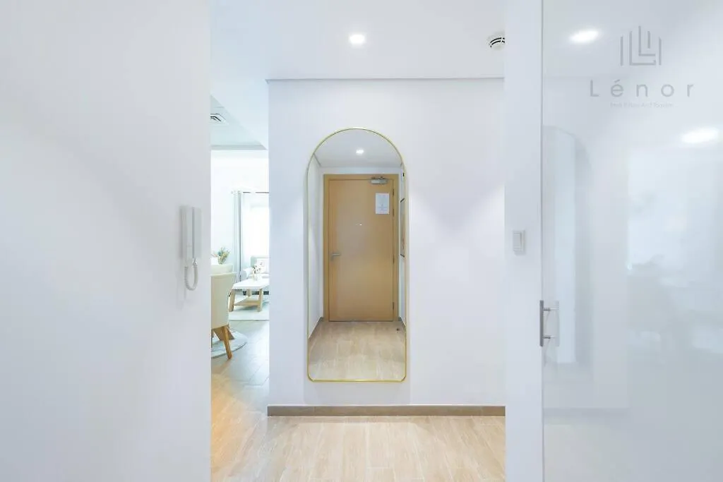 두바이 Sleek 2Br With Cycling Paths 아파트